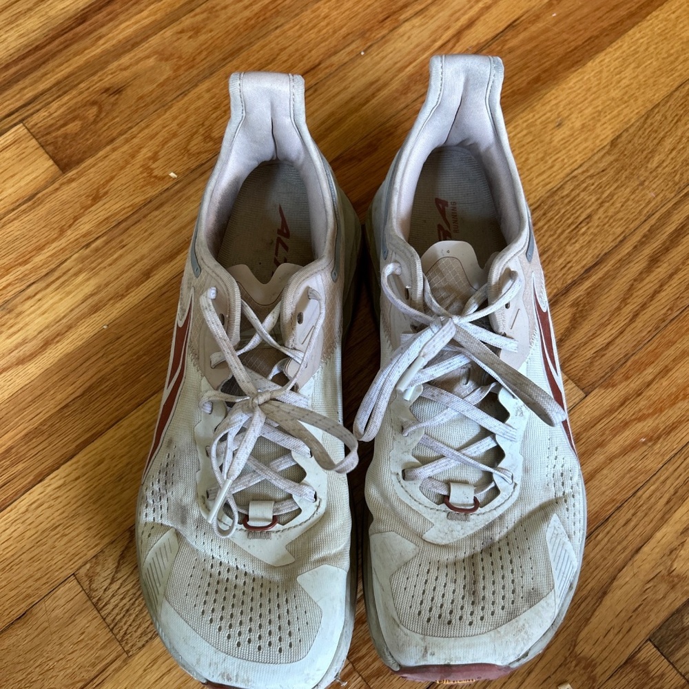 Altra Olympus 5
